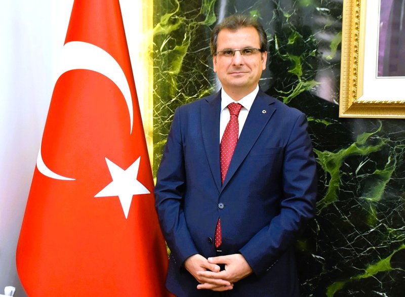 Salihli Kaymakamlığı'ndan 23 Nisan Mesajı: Egemenlik ve Çocuk Bayramı Coşkusu - Görsel 2