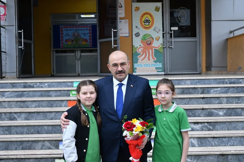 Vali Ustaöğlu'ndan Ali Hikmet Paşa İlkokulu'na Ziyaret - Görsel 2