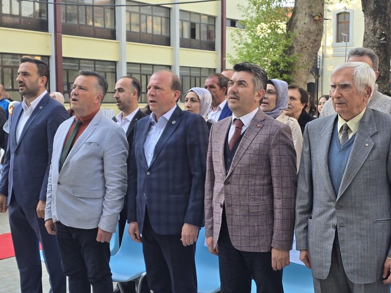 Osmangazi İlçe Milli Eğitim Müdürü Sezer'den Milli Birlik Haftası Kapsamında Okul Ziyaretleri - Görsel 2