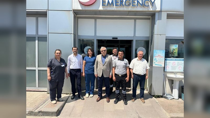 Kocaeli İl Sağlık Müdürü Pehlevan'dan Bayram Ziyareti: Sağlık Çalışanlarıyla Buluştu