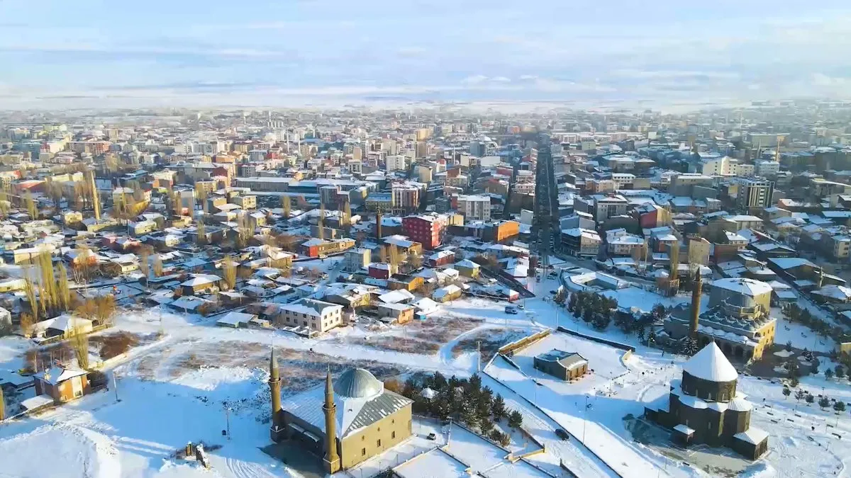 Kars Yaşayan Miras Festivali Başlıyor: Kültür ve Sanat Şöleni Kapılarını Açıyor