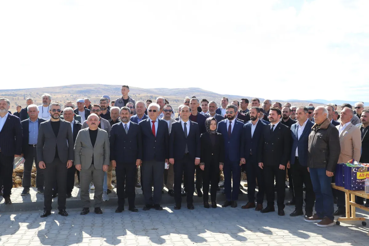 Çankırı'da Yeni Yatırımlar: Vali Taşolar, Gazoz ve Gıda Fabrikalarının Temel Atma Törenine Katıldı