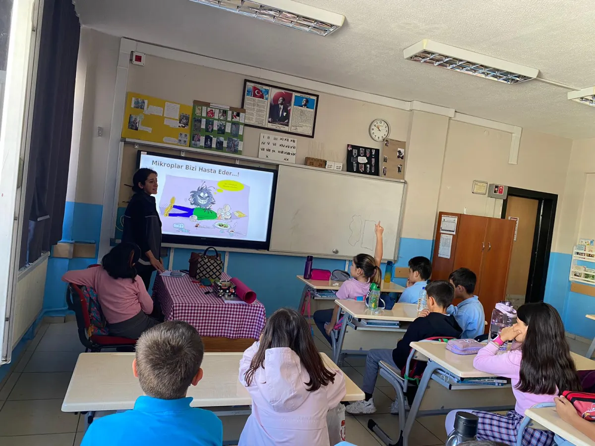 Bakanlık, Gıda Güvenliği İçin Okullarda Farkındalık Yaratıyor: Bilecik'te Eğitimler Başladı