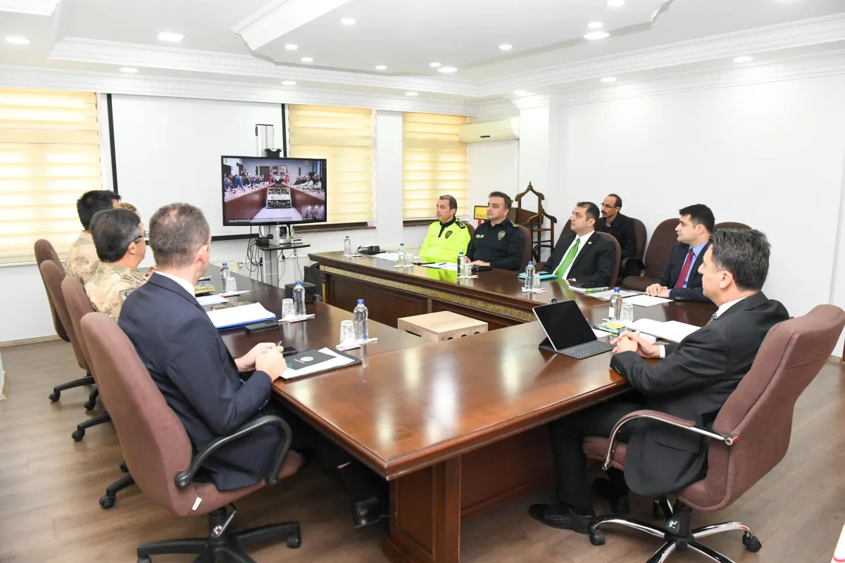 Tunceli Valisi Şefik Aygöl, Karayolu Trafik Güvenliği Toplantısına Katıldı