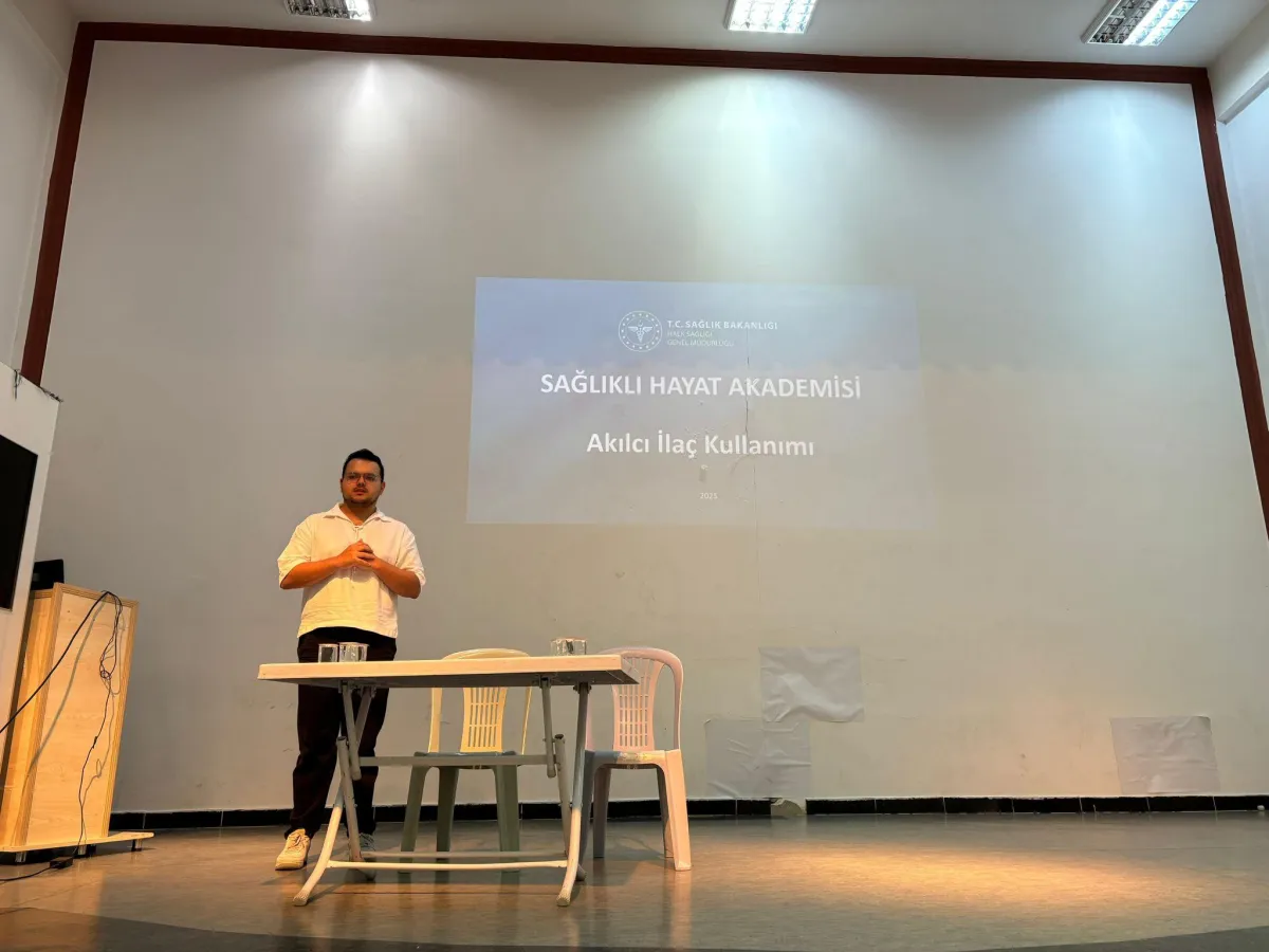 Niksar Çocuk Evleri Sitesi'nde Akılcı İlaç Kullanımı ve İlk Yardım Eğitimi