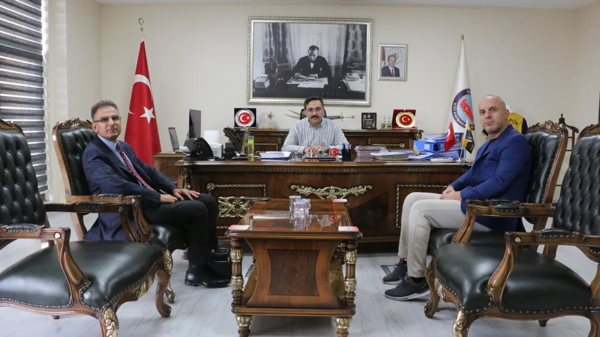 Kiğı Kaymakamı Çamkerten, Tarım ve Orman Bakanlığı Heyetini Ağırladı