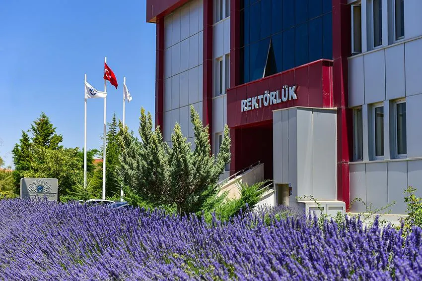 Karamanoğlu Mehmetbey Üniversitesi'nden Uluslararası İş Birliği: Özbekistan ile Sağlık, Eğitim ve Araştırma Alanlarında İş Birliği