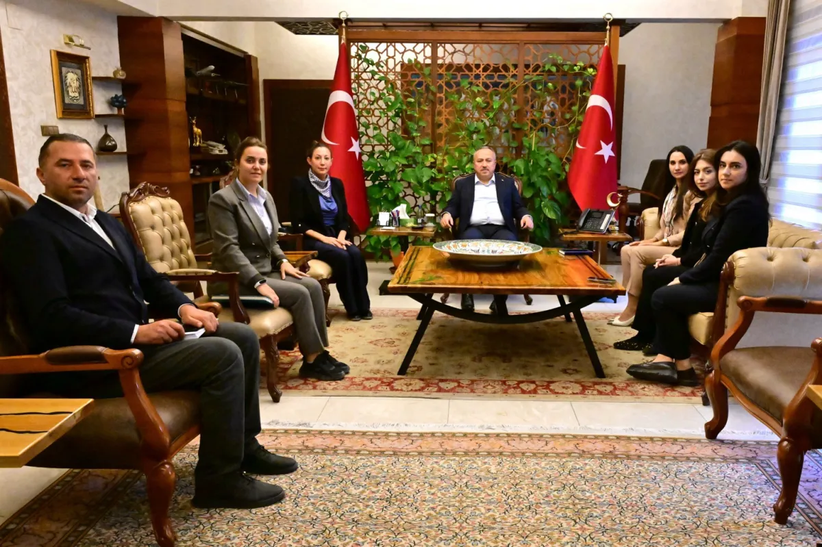 Nevşehir Valisi Fidan, Hacıbektaş Veli Derneği ve Bünyan Belediyesi Heyetini Kabul Etti