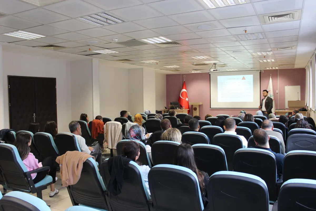 Amasya'da Tütün Bağımlılığı ile Mücadele: Sağlık Personeline Özel Eğitim