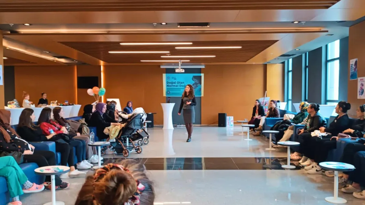 Eskişehir'de Normal Doğum ve Emzirme Haftası Coşkusu: Sağlık Müdürlüğü'nden Etkinlik