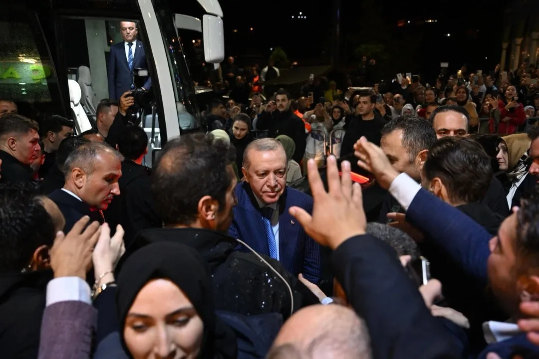 Ulaştırma ve Altyapı Bakanı Uraloğlu'ndan Rize Ziyareti: Cumhurbaşkanı Erdoğan ile Güneysu'da Buluşma