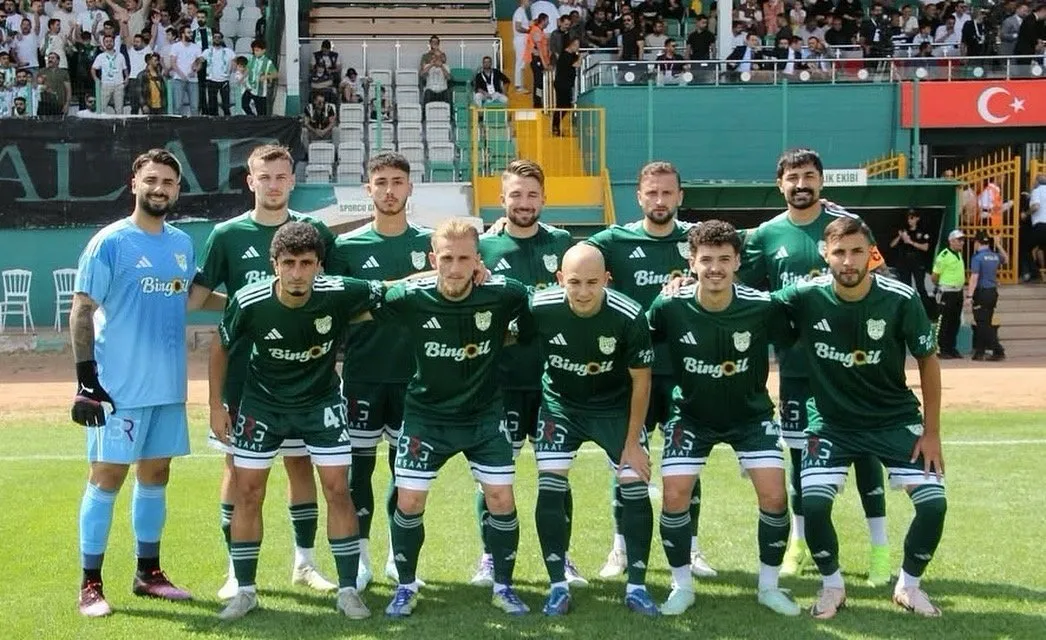 12Bingölspor, Kilis 7 Aralık Stadyumu'nda Kilis 1984 FK Karşısında Ter Döküyor