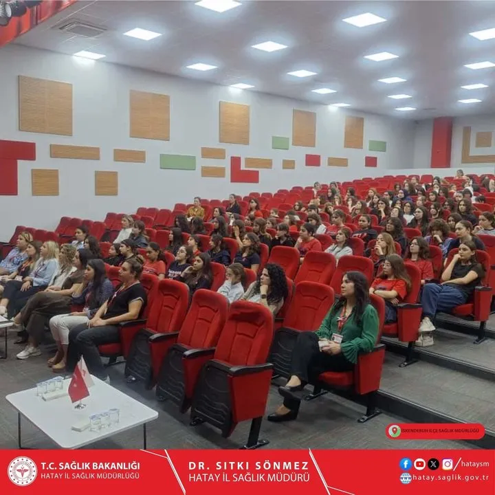 İskenderun İlçe Sağlık Müdürlüğü'nden Meme Kanseri Farkındalık Ayı Kapsamında Öğrencilere Eğitim