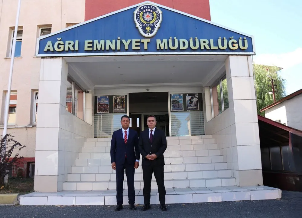 Ağrı Emniyet Müdürü Göksel Önder, Patnos Dedeli Belediye Başkanı Veysi Durak'ı Ağırladı