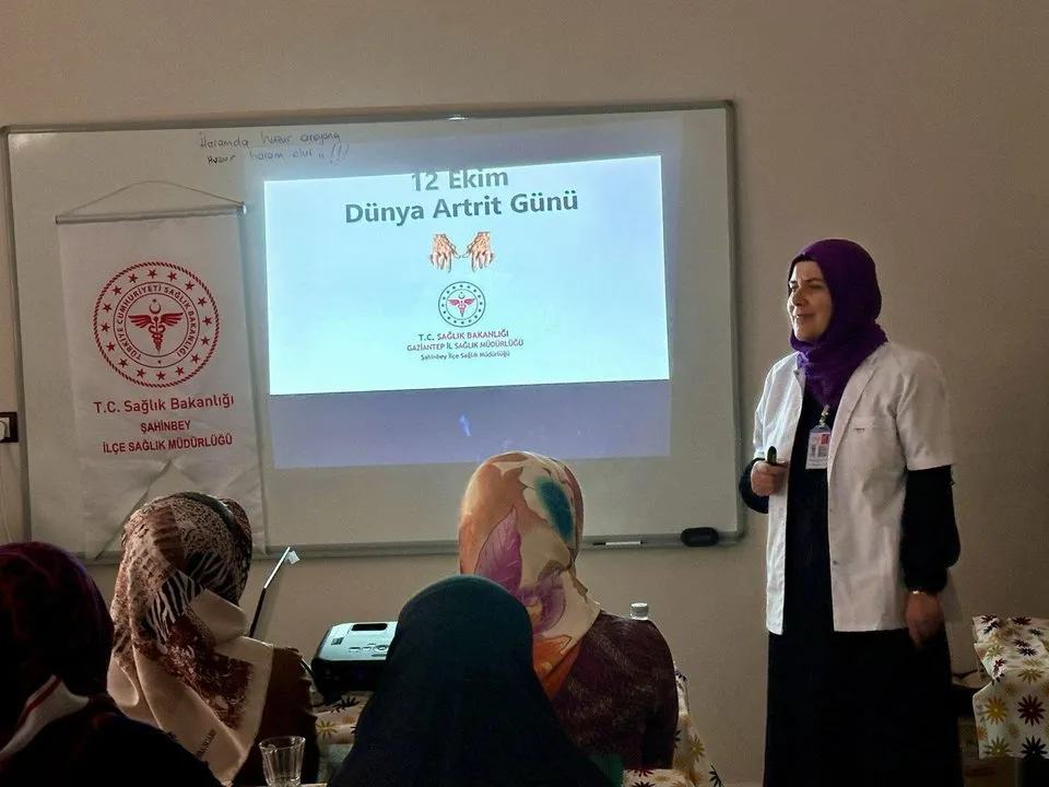 Şahinbey İlçe Sağlık Müdürlüğü'nden Artrit Farkındalığı: Eklemleri Korumak İçin Erken Adımlar Atıldı