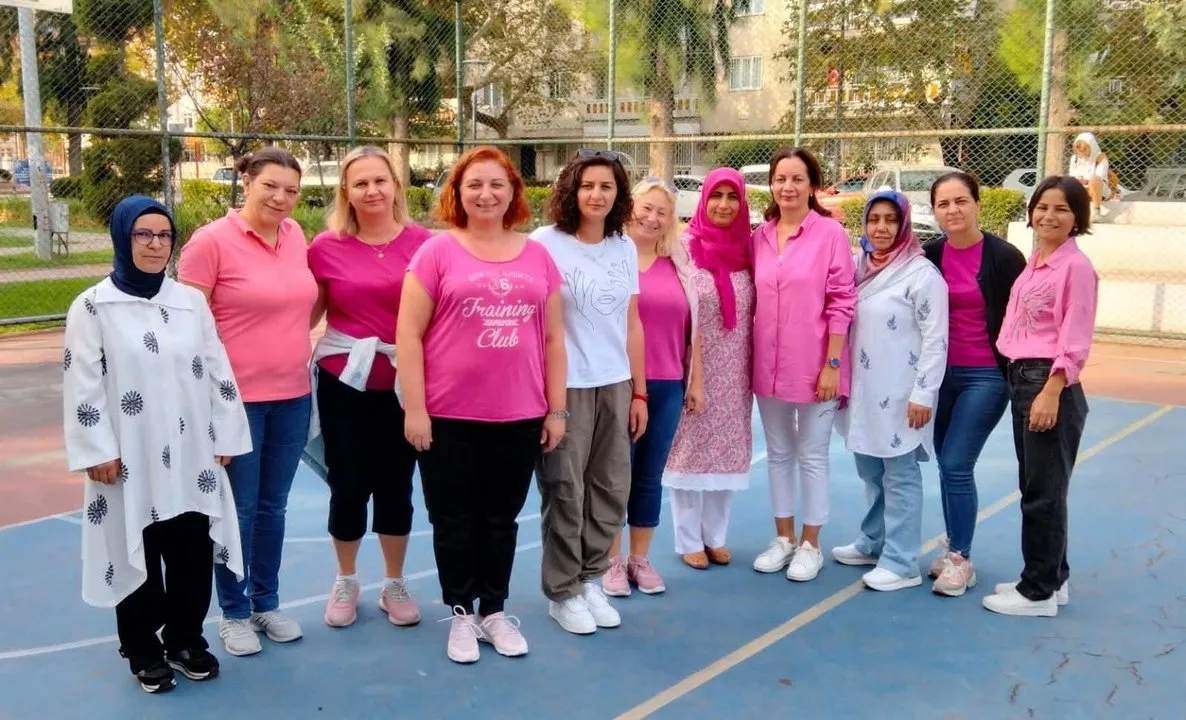 Şehzadeler İlçe Sağlık Müdürlüğü'nden Önemli Uyarı: Meme Kanseri Taraması Hayat Kurtarır!