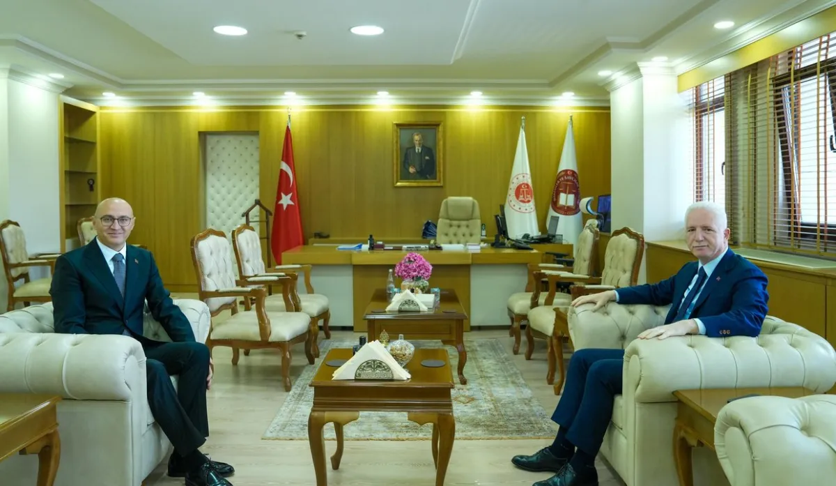 İstanbul Valisi Davut Gül, Bakırköy Cumhuriyet Başsavcısı Barış Duman'ı Ziyaret Etti