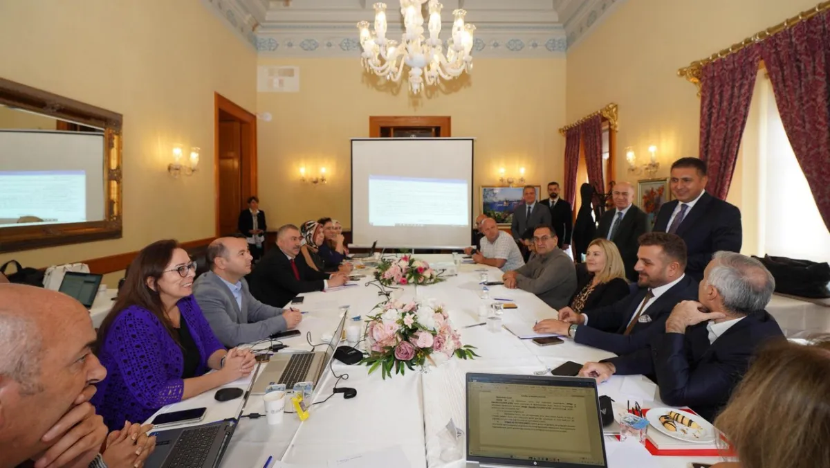 İstanbul İl Milli Eğitim Müdürü Yentür, Öğretmenlerle Üsküdar'da Buluştu