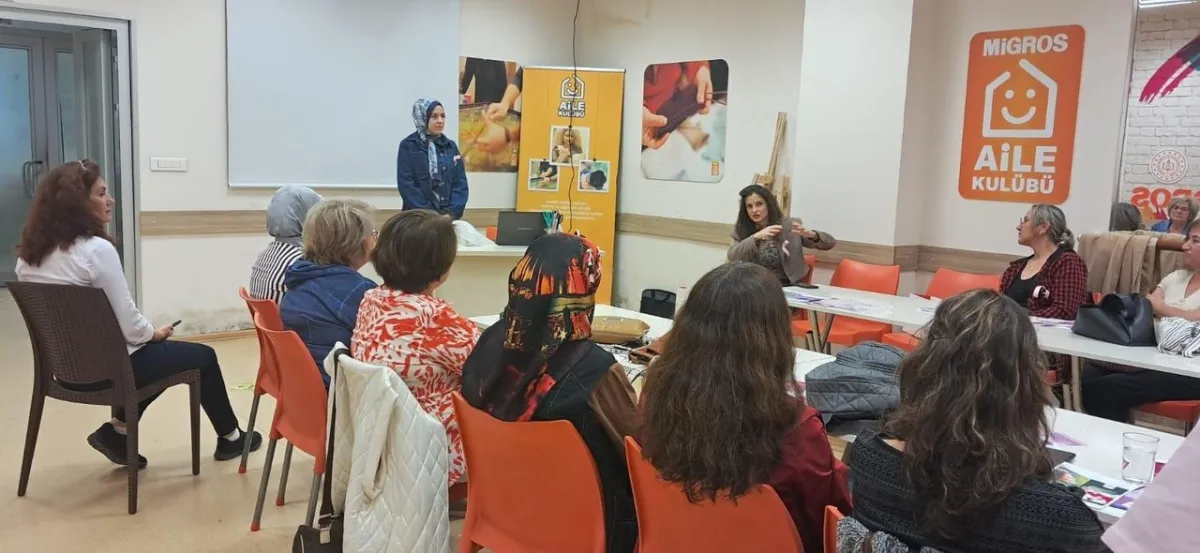 Yunusemre İlçe Sağlık Müdürlüğü'nden Meme Kanseri Farkındalık Ayı Etkinliği: Erken Teşhisin Önemi Vurgulandı