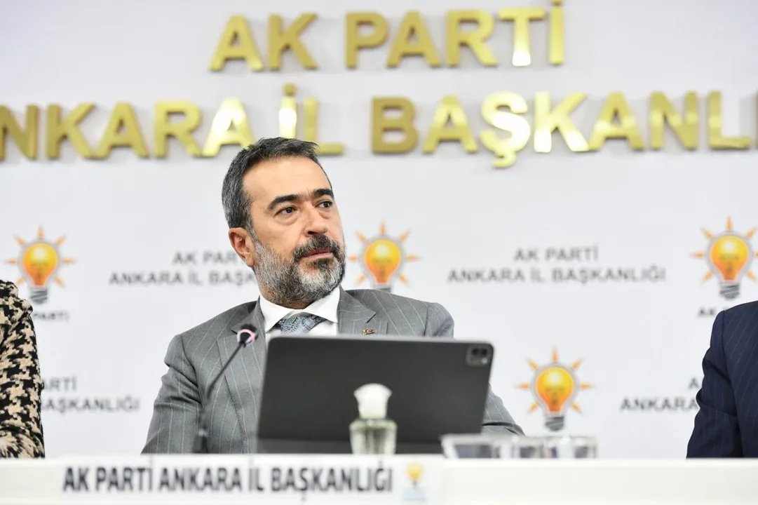 AK Parti Ankara'dan Ekim Ayı Büyükşehir Meclis Grup Toplantısı: Gündemdeki Konular Ele Alındı