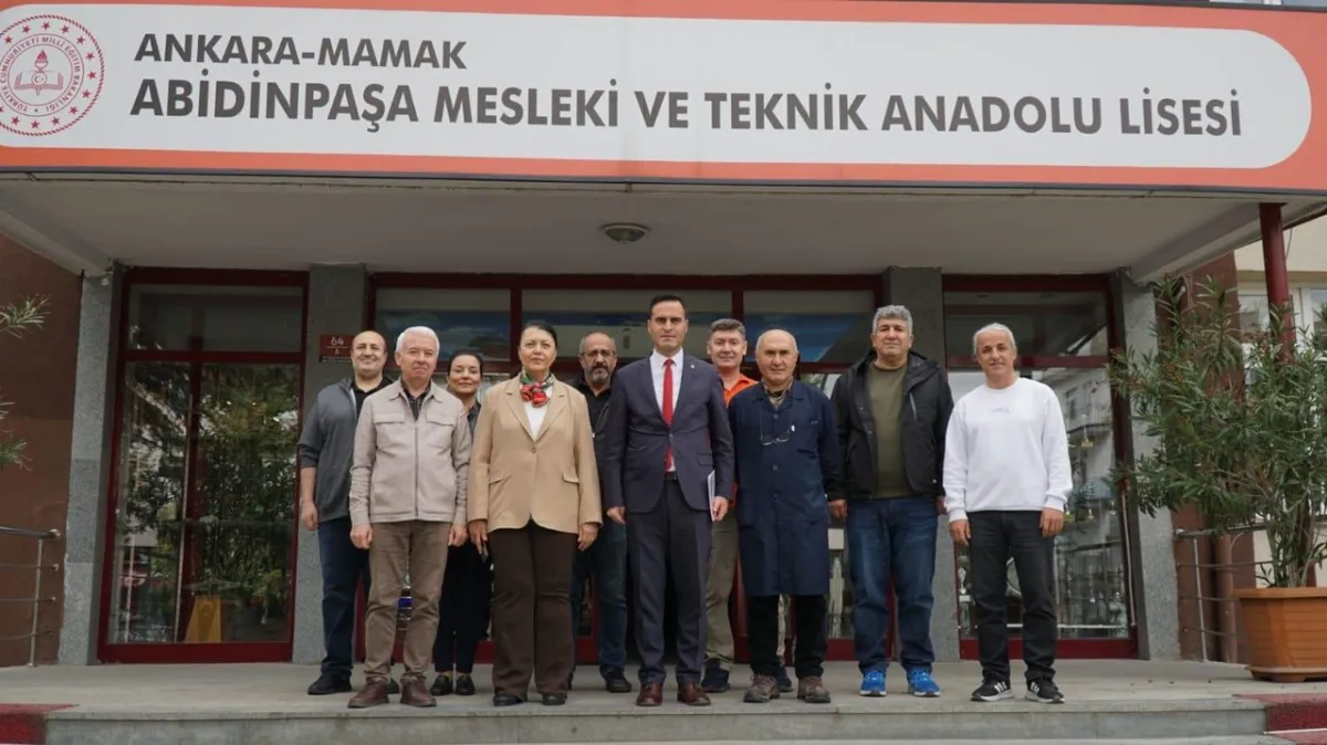 Ankara İl Milli Eğitim Müdür Yardımcısı Veli Karakuş Mamak Okulunu Ziyaret Etti