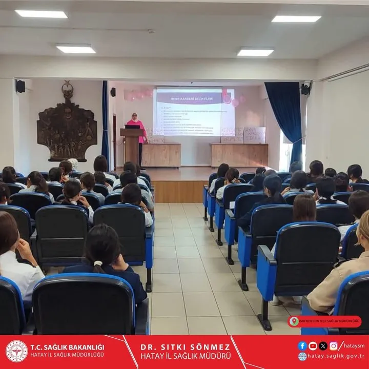 İskenderun'da Meme Kanseri Farkındalık Ayı Kapsamında Lisede Eğitim Verildi