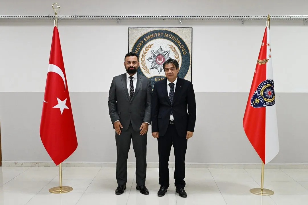 Hatay Emniyet Müdürü Rüştü Yılmaz'dan Adana Serbest Mali Müşavir Cumali Amanat'a Ziyaret