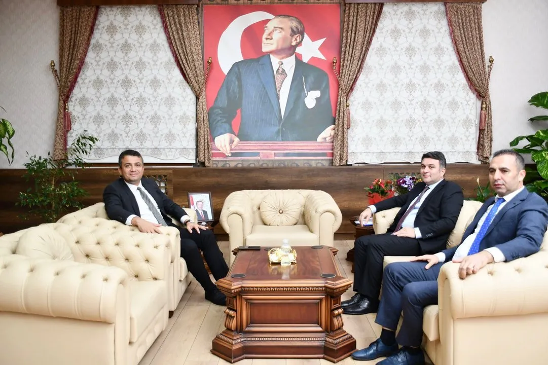 Mülkiye Başmüfettişleri, Dörtyol Kaymakamı Mehmet Keklik'i Ziyaret Etti