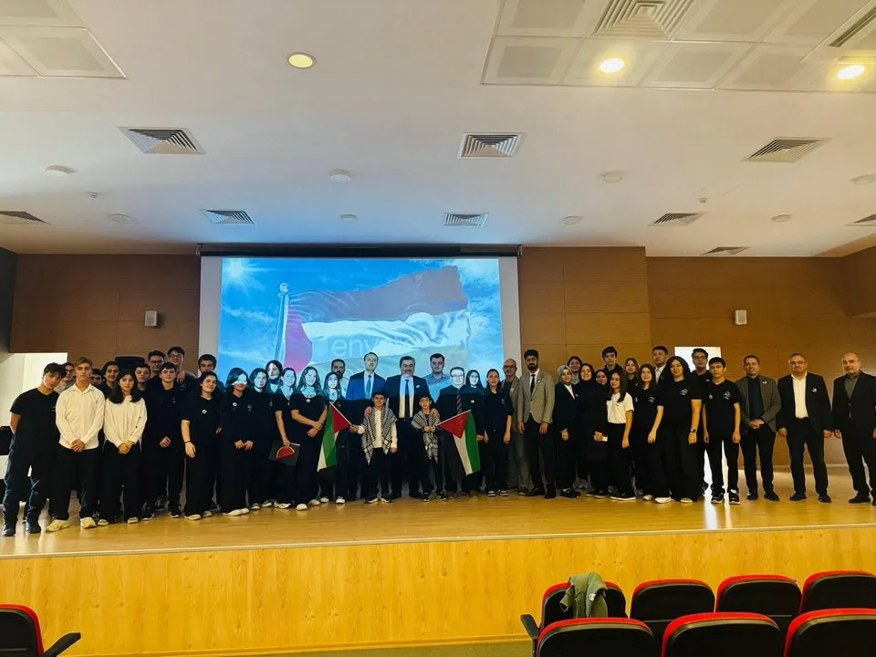 Sancaktepe'deki Lisede Millî Eğitim Katılımıyla Gazze Programı Düzenlendi
