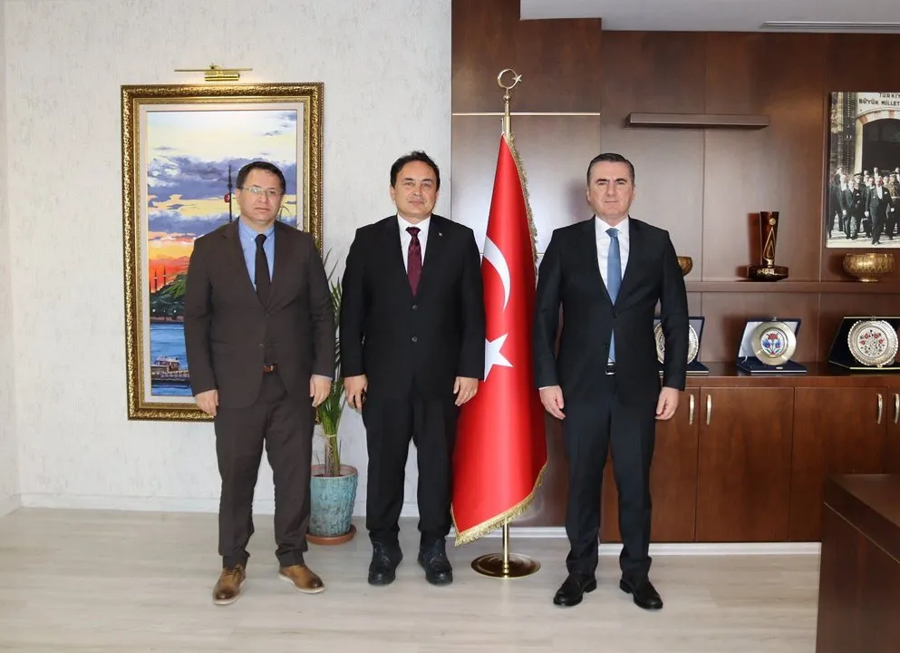 Mülkiye Başmüfettişleri Pendik Kaymakamı Mehmet Yıldız'ı Ziyaret Etti