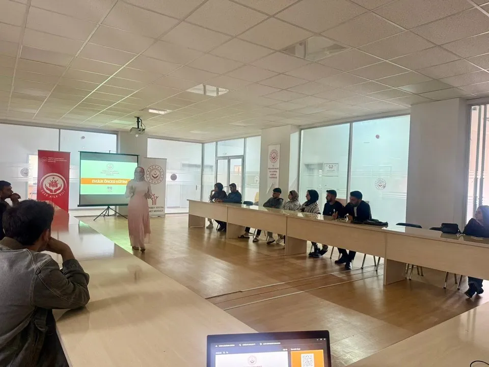Gaziantep'te Evlenecek Gençlere Yönelik Kapsamlı Aile Eğitim Programı Düzenlendi