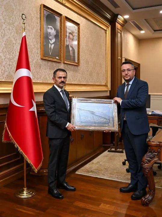 Cumhurbaşkanlığı İletişim Başkanlığı İstanbul Bölge Müdürü Kocaeli Valisi Aktaş'ı Ziyaret Etti