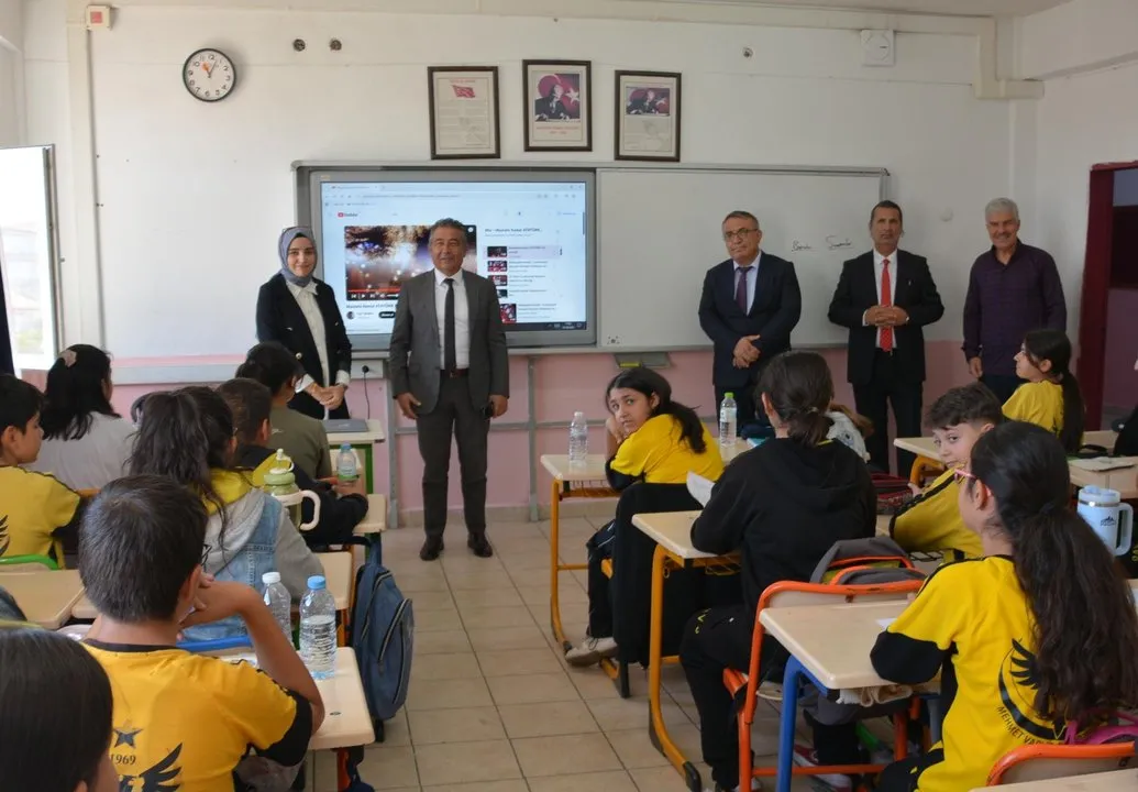 Kırıkkale Milli Eğitim Müdürü Güney, Nuran Refik Altaş Ortaokulu'nu Ziyaret Etti