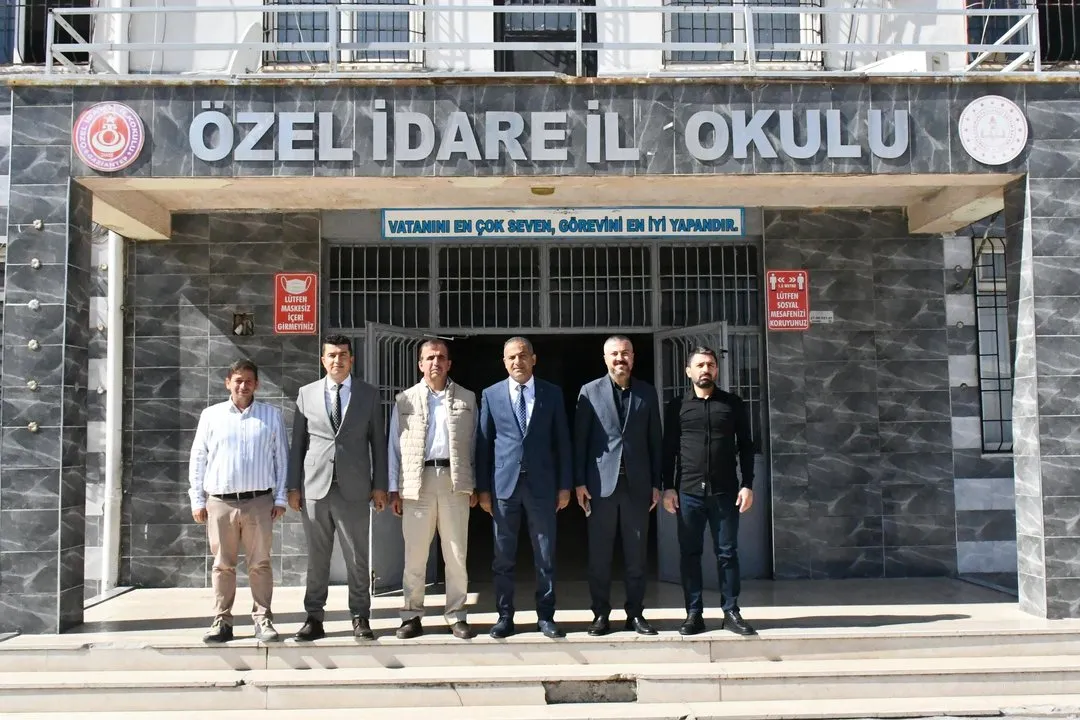 Şahinbey İlçe Millî Eğitim Müdürü Eyüp Güneş Özel İdare İlkokulu'nu Ziyaret Etti