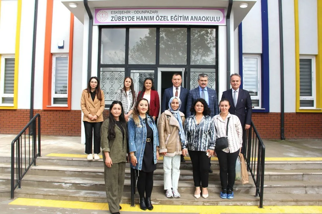 Odunpazarı Kaymakamı ve Milli Eğitim Müdürü Zübeyde Hanım Anaokulu'nu Ziyaret Etti