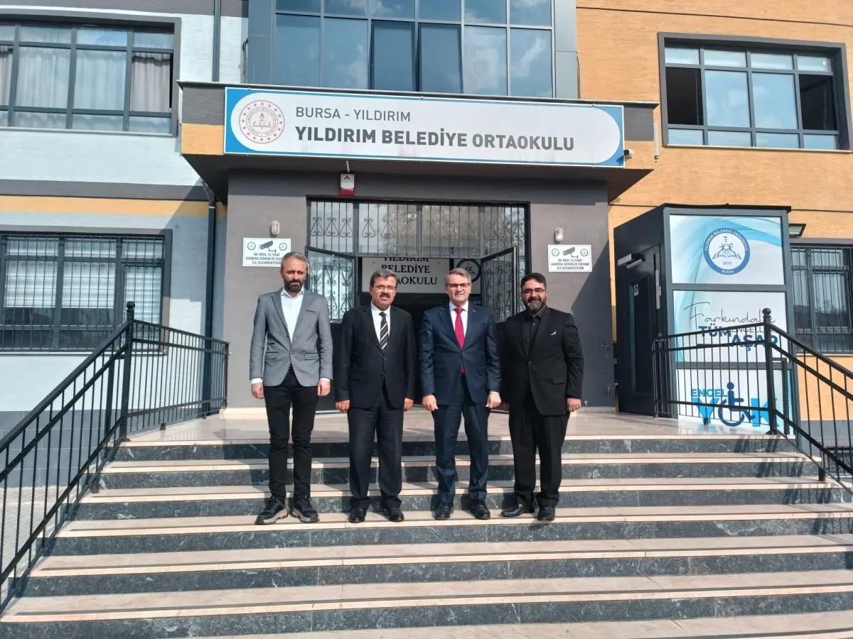 Yıldırım'da Ortaokul Müdürleri Kaymakam Esen Başkanlığında Toplandı