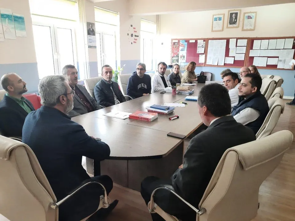 Tosya İlçe Milli Eğitim Müdürü Mehdi Toğrul'dan Şehit Mustafa Kaymakcı Anadolu Lisesi'ne Ziyaret