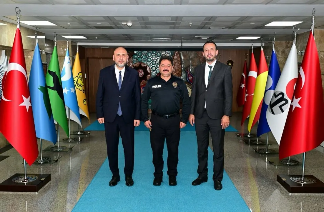 Orhangazi Belediye Başkanı ve Yardımcısından Bursa Emniyet Müdürü Gökce'ye Ziyaret