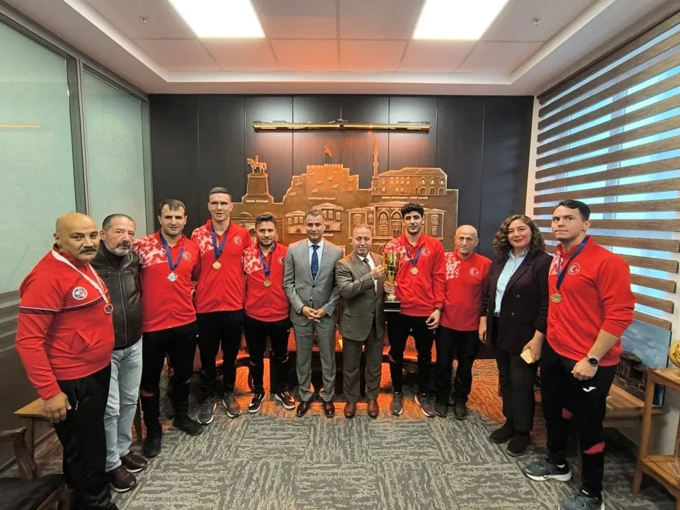 Avrupa Şampiyonu Goalball Takımından Altındağ Milli Eğitim Müdürüne Ziyaret