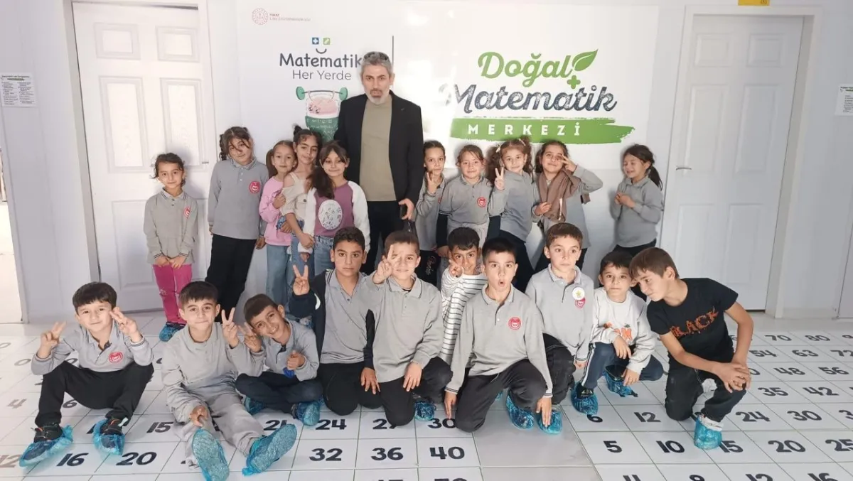 Tokat'ta İlkokul Öğrencileri Doğal Matematik Merkezini Ziyaret Etti
