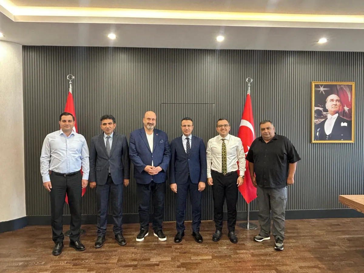 Hatay Vali Yardımcısı ve Kaymakamlar Kırıkhan Kaymakamlığı'nı Ziyaret Etti