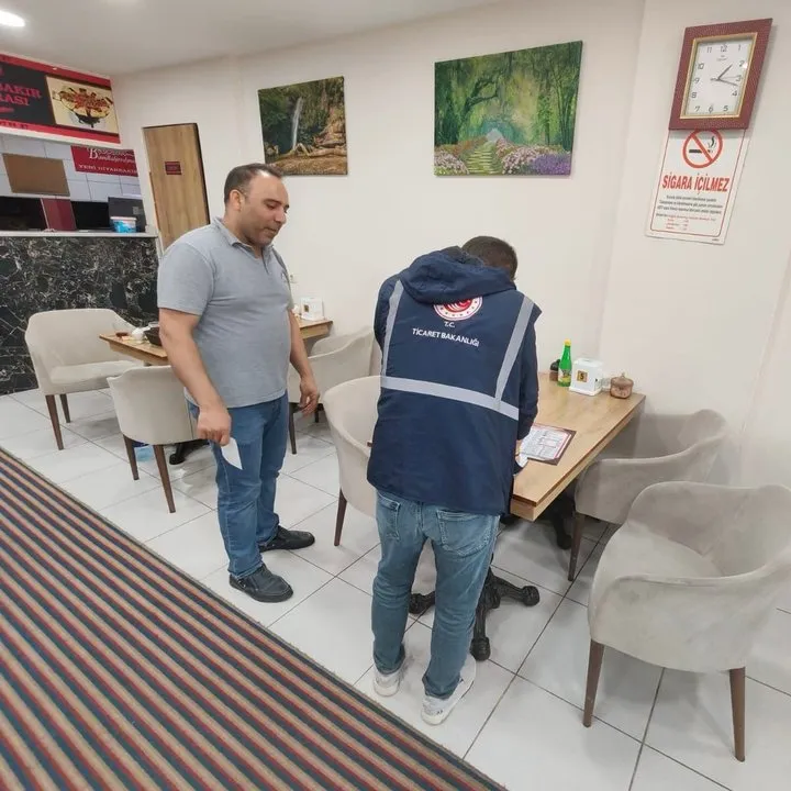 Sinop Valiliği Duyurdu: Fiyat Etiketinde Yeni Dönem Başladı, Tüketici Hakları Güçleniyor