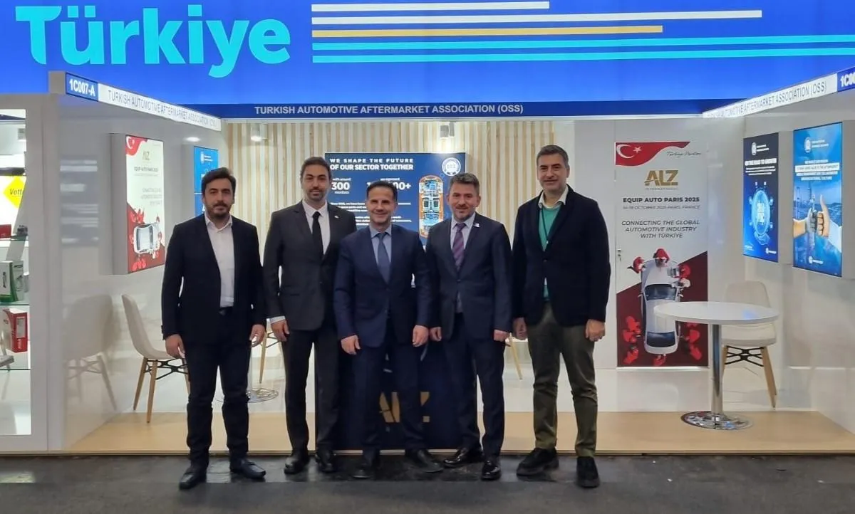 İstanbul Ticaret Odası Üyesi Paris'te Otomotiv Sektörü İşbirliği Fırsatlarını Değerlendirdi