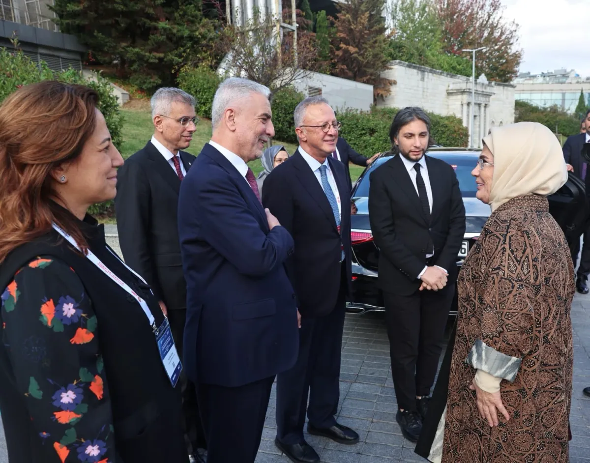 Emine Erdoğan ve Bakanlar Afrika Ekonomi Forumu'nda Kadın Girişimcileri Destekledi