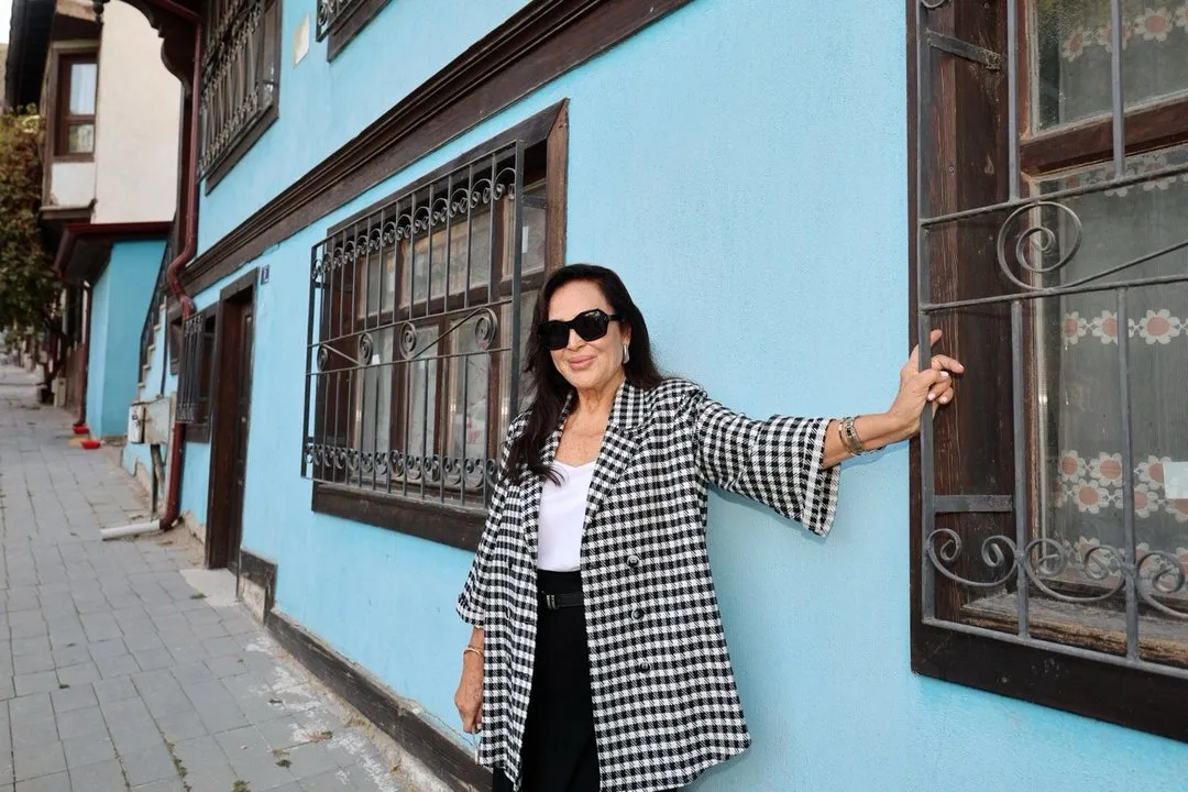 Vali Yiğitbaşı ve Türkan Şoray Afyonkarahisar'ın Kültürel Mekanlarını Ziyaret Etti