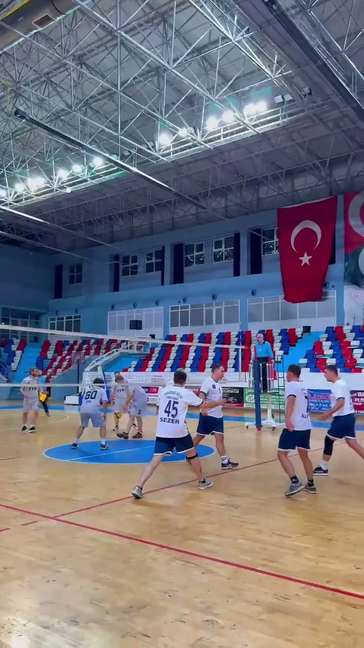 3. Kamu Spor Oyunları Erkek Voleybol Finali Nefes Kesti, Ödüller Sahiplerini Buldu