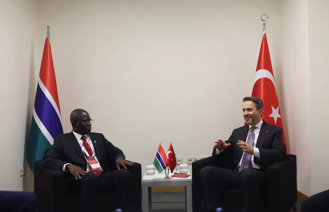 Türkiye ve Gambiya Enerji Alanında İş Birliği Mutabakat Zaptı İmzaladı