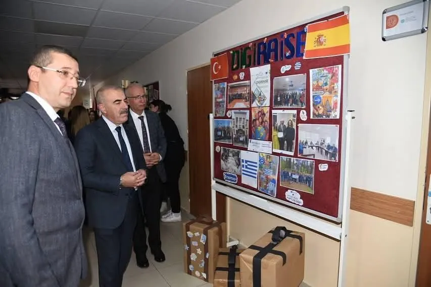 Karesi'nde Erasmusdays Etkinliği: Kültürler Tanıtıldı, Farkındalık Artırıldı