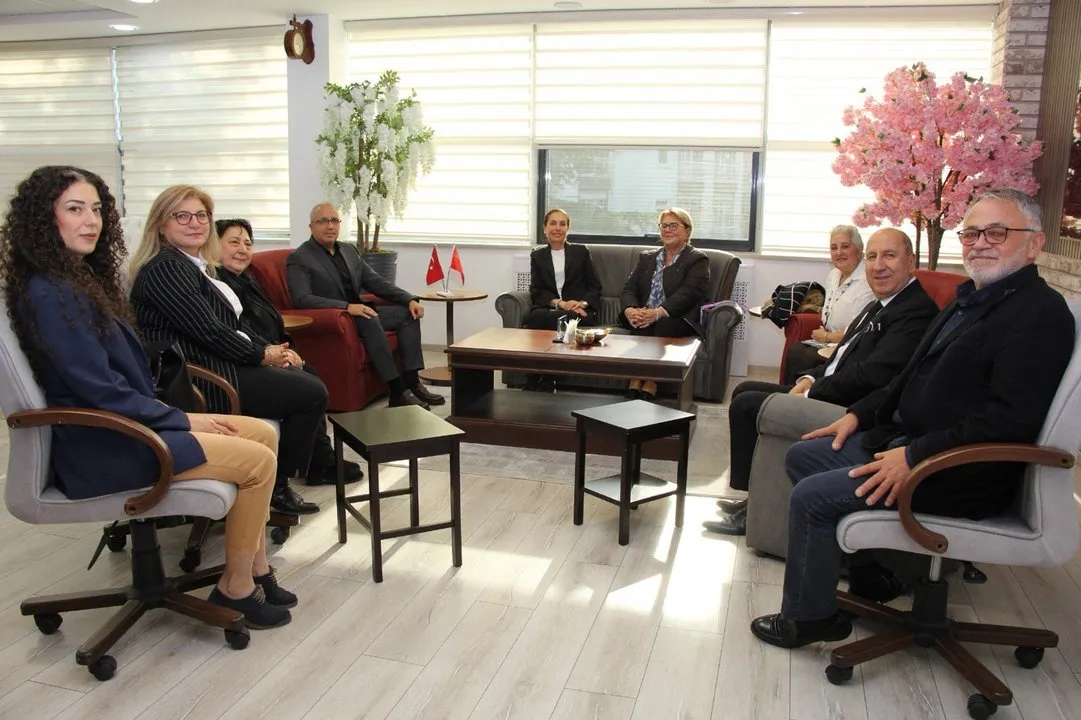 Bolu Kent Konseyi Başkanı ve Heyeti, İl Emniyet Müdürü'ne Ziyarette Bulundu