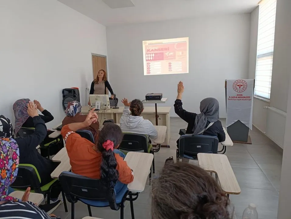 Nazilli'de Kadınlara Yönelik Sağlık, Güvenlik ve Mahremiyet Eğitimleri Verildi